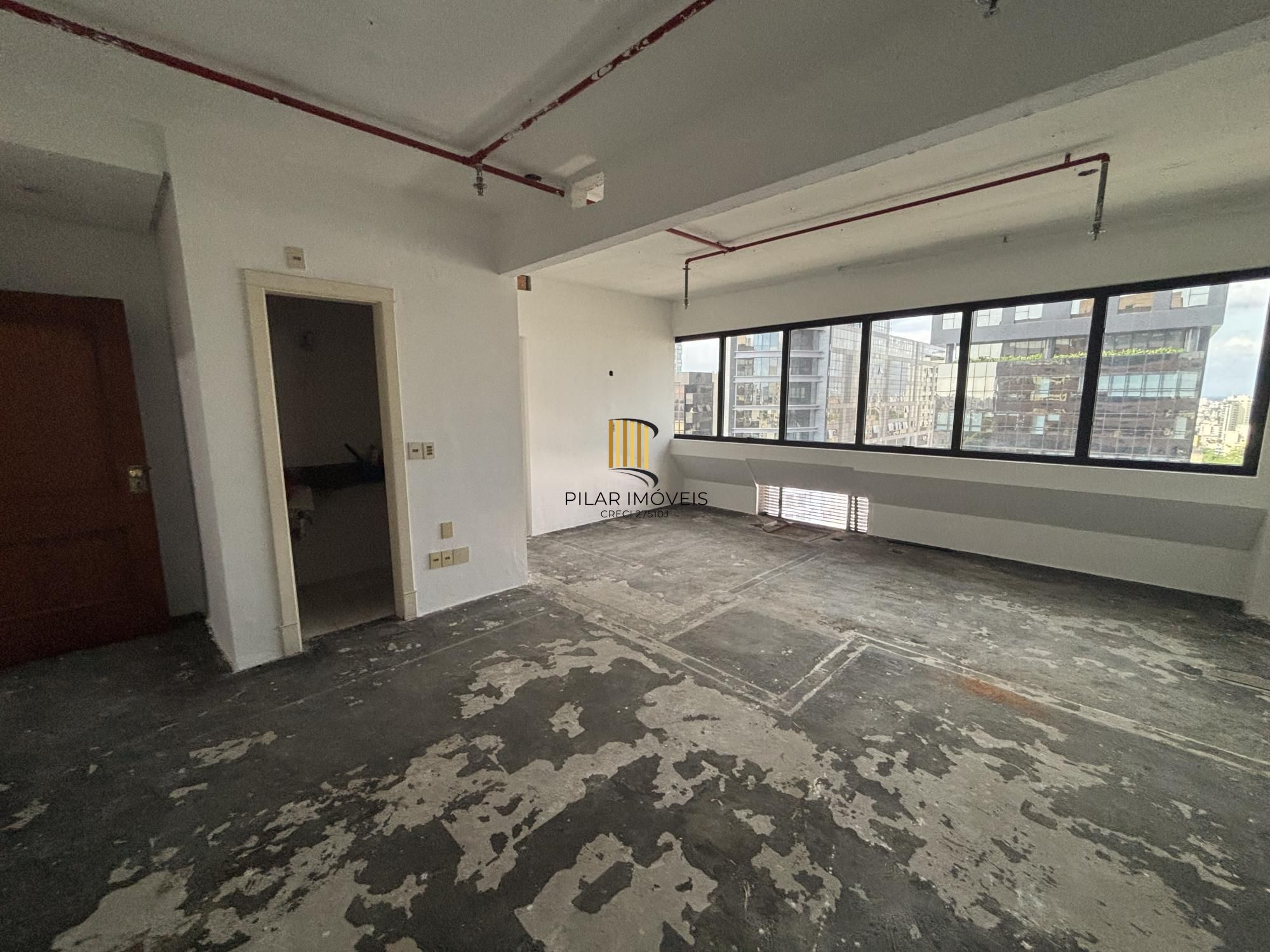 Vende 7 salas com área privativa de 308,67m² no coração da nova Carlos Gomes