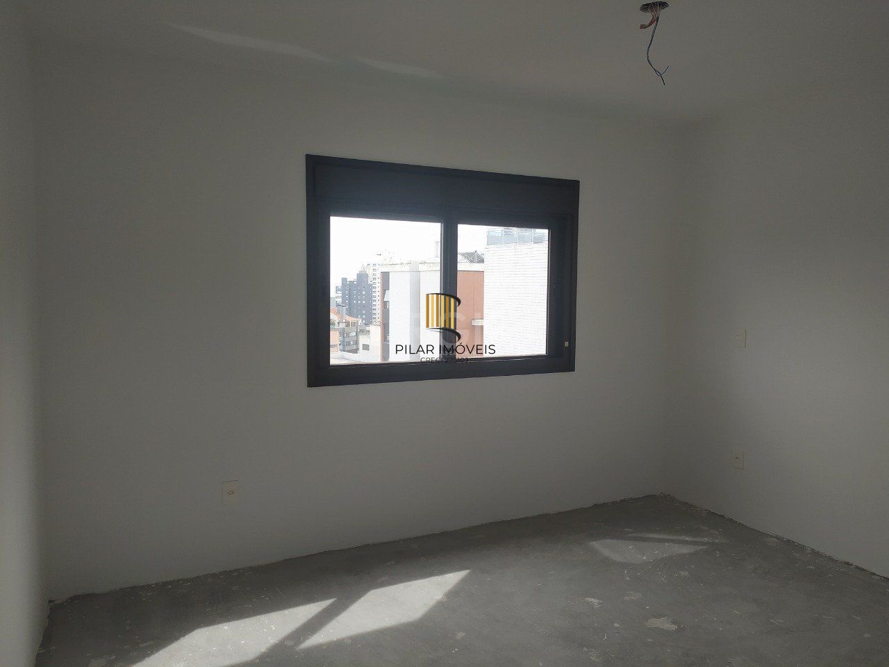 Apartamento para Venda - 119.65m², 3 dormitórios, sendo 1 suites, 2 vagas - Petrópolis