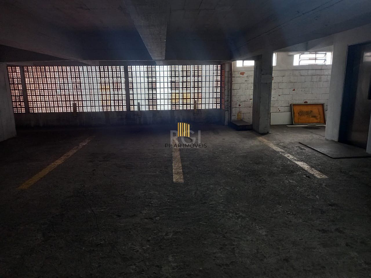 Box para Venda - 13m², 0 dormitórios, Centro Histórico