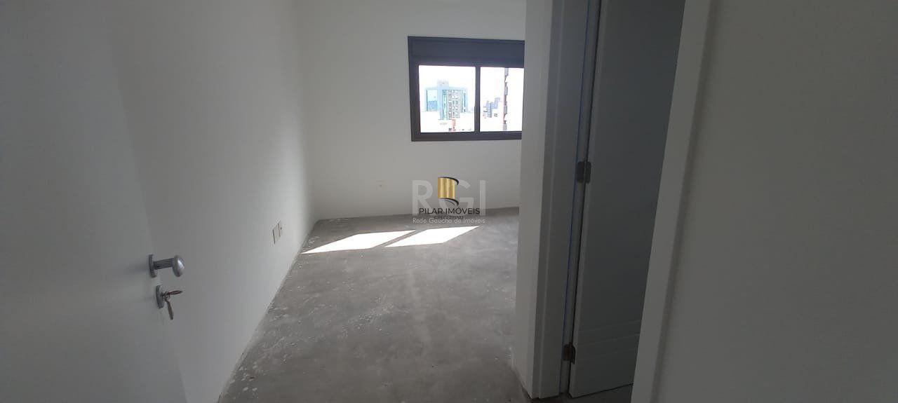 Apartamento para Venda - 119.23m², 3 dormitórios, sendo 1 suites, 1 vaga - Petrópolis
