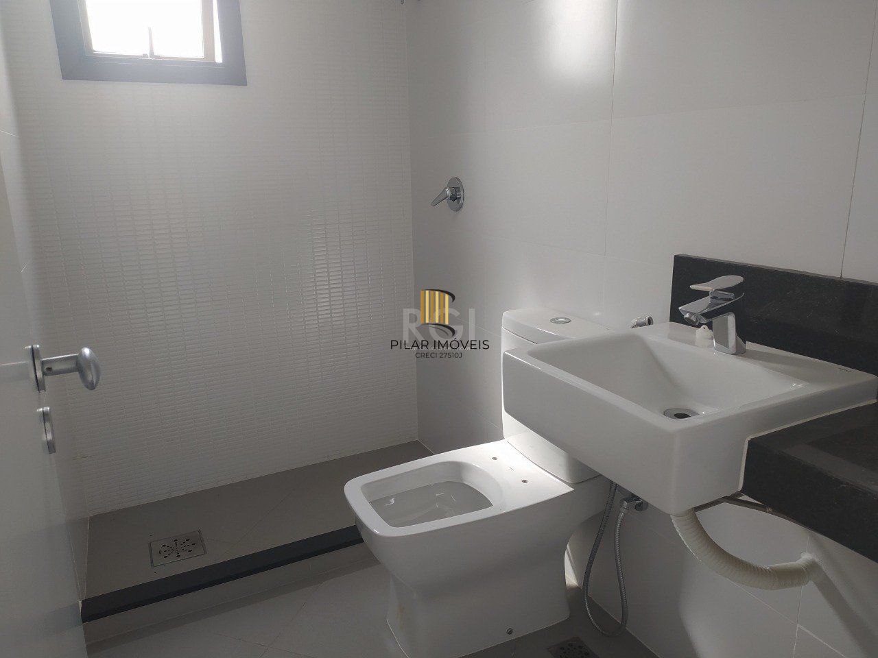 Apartamento para Venda - 119.65m², 3 dormitórios, sendo 1 suites, 2 vagas - Petrópolis