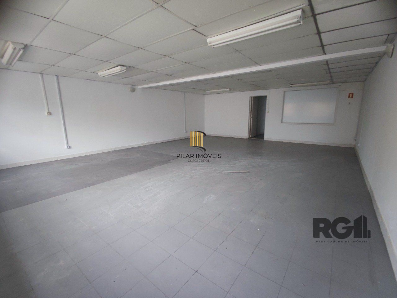 Prédio Comercial no bairro Rio Branco