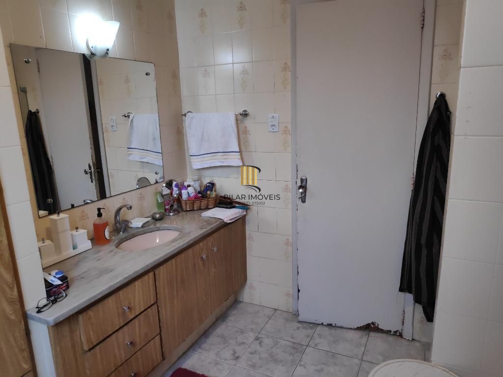 Casa para Venda - 460m², 3 dormitórios, 3 vagas - Três Figueiras