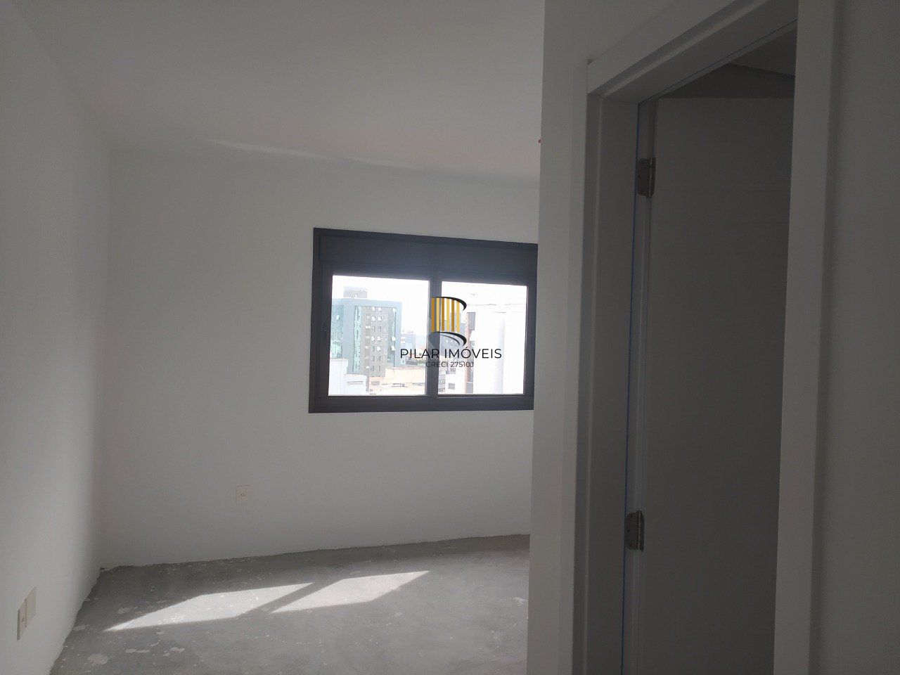 Apartamento para Venda - 119.65m², 3 dormitórios, sendo 1 suites, 2 vagas - Petrópolis