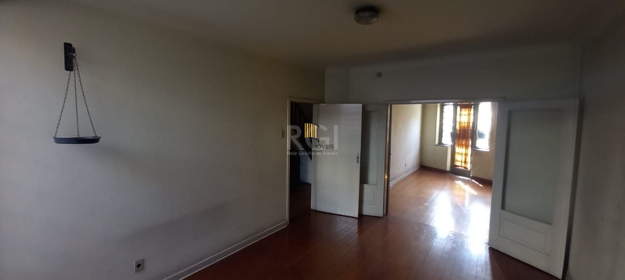 Predio para Venda - 300m², 0 dormitórios, Floresta