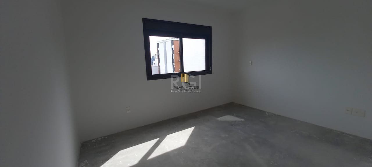 Apartamento para Venda - 119.23m², 3 dormitórios, sendo 1 suites, 1 vaga - Petrópolis