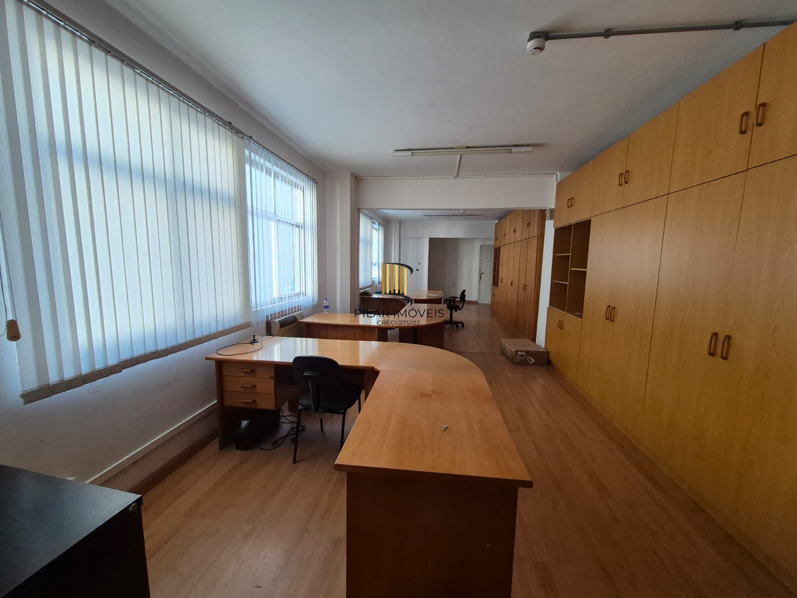 Sala com 50,70m² que pode ser transformada em apto