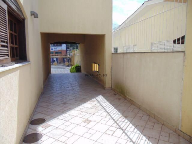 Casa para Venda - 250.78m², 3 dormitórios, sendo 1 suites, 2 vagas - Nova Cachoeirinha