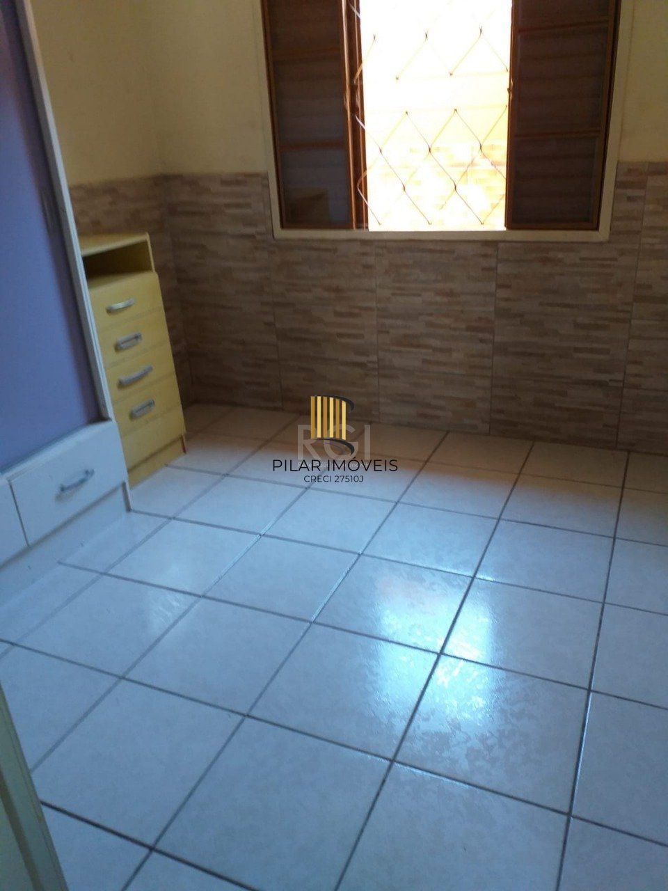 Casa 1 Dormitório(s) Bairro Camaquã