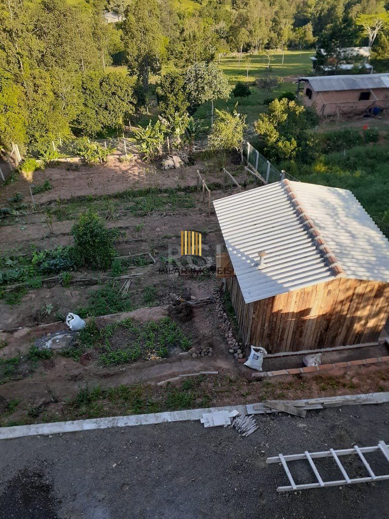 Sítio 3 dormitórios no bairro Morungava