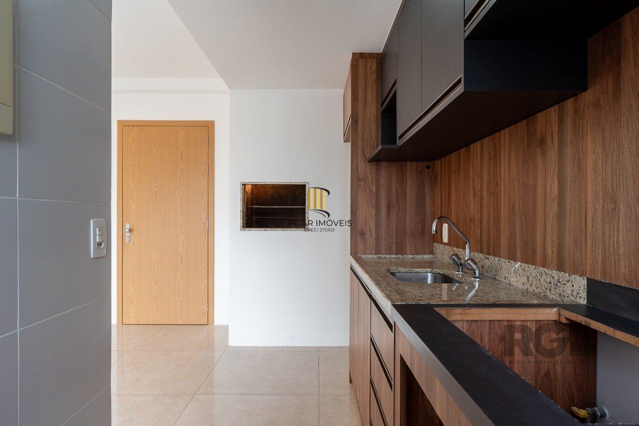 Apartamento 2 dormitórios no bairro Santa Cecília