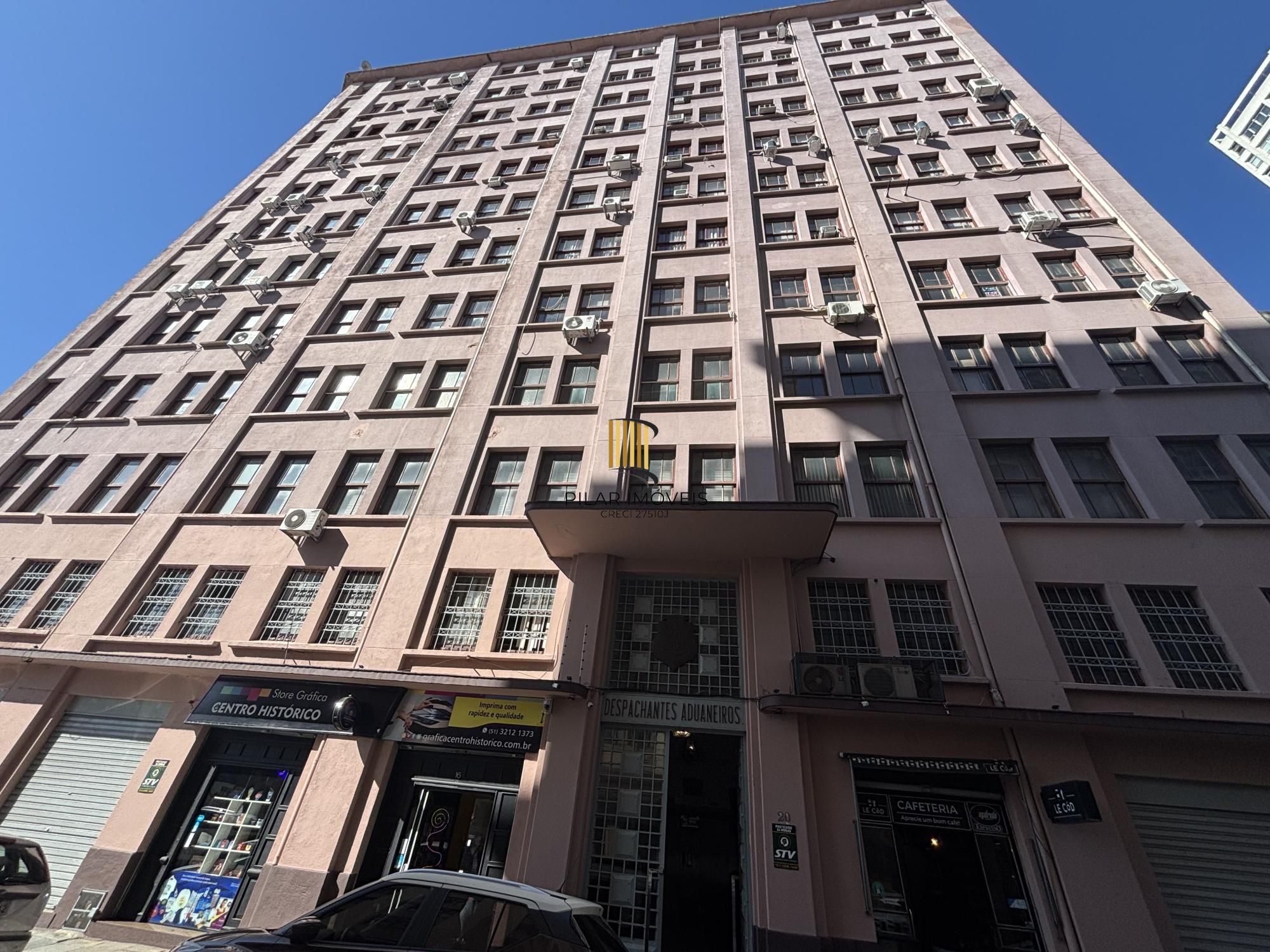 apartamento transformado em sala por 55mil com 52,30m²