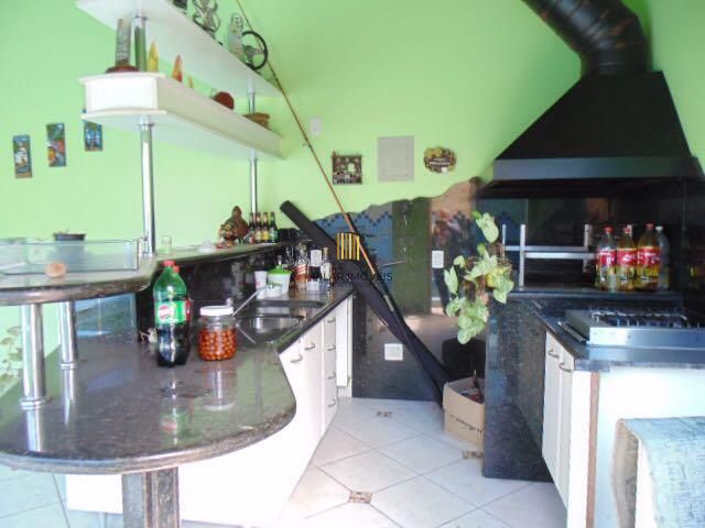 Casa para Venda - 250.78m², 3 dormitórios, sendo 1 suites, 2 vagas - Nova Cachoeirinha