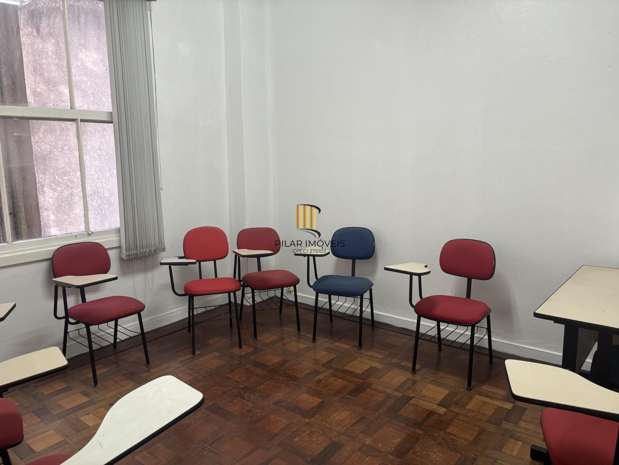 apartamento transformado em sala por 55mil com 52,30m²