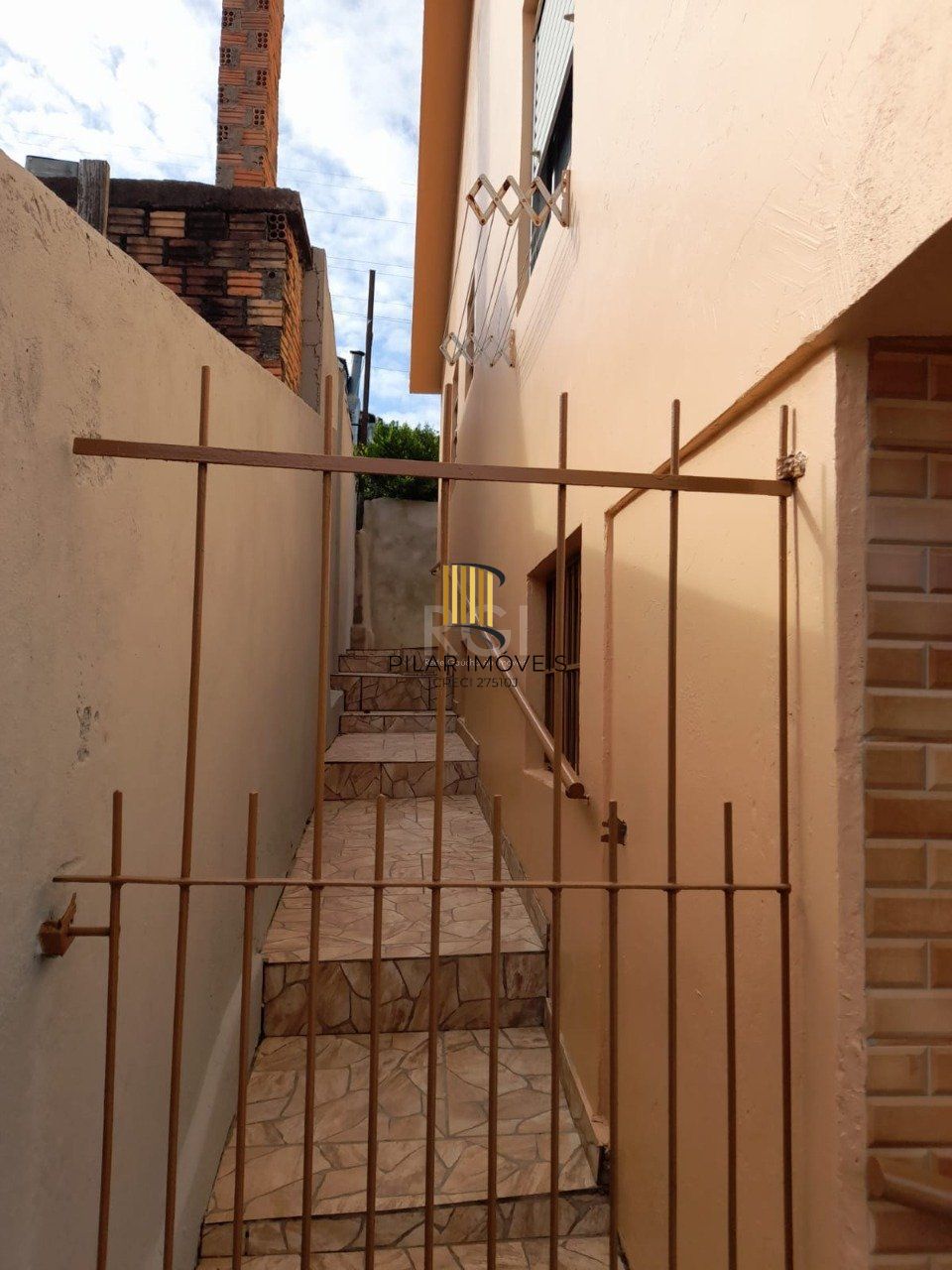 Casa 3 dormitórios no bairro Cascata