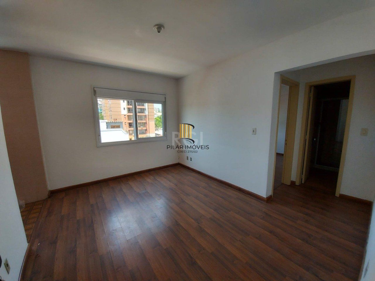 Apartamento com 1 dormitório para alugar, 33 m² por R$ 750,00/mês - Menino Deus - Porto Alegre/RS - Pilar Imóveis