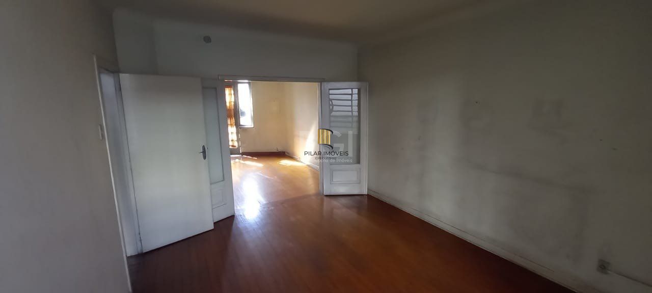 Predio para Venda - 300m², 0 dormitórios, Floresta