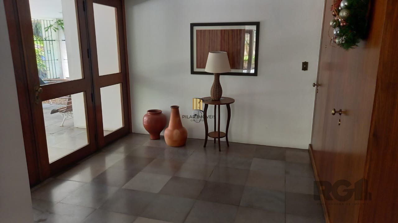 Apartamento 3 dormitórios no bairro Menino Deus