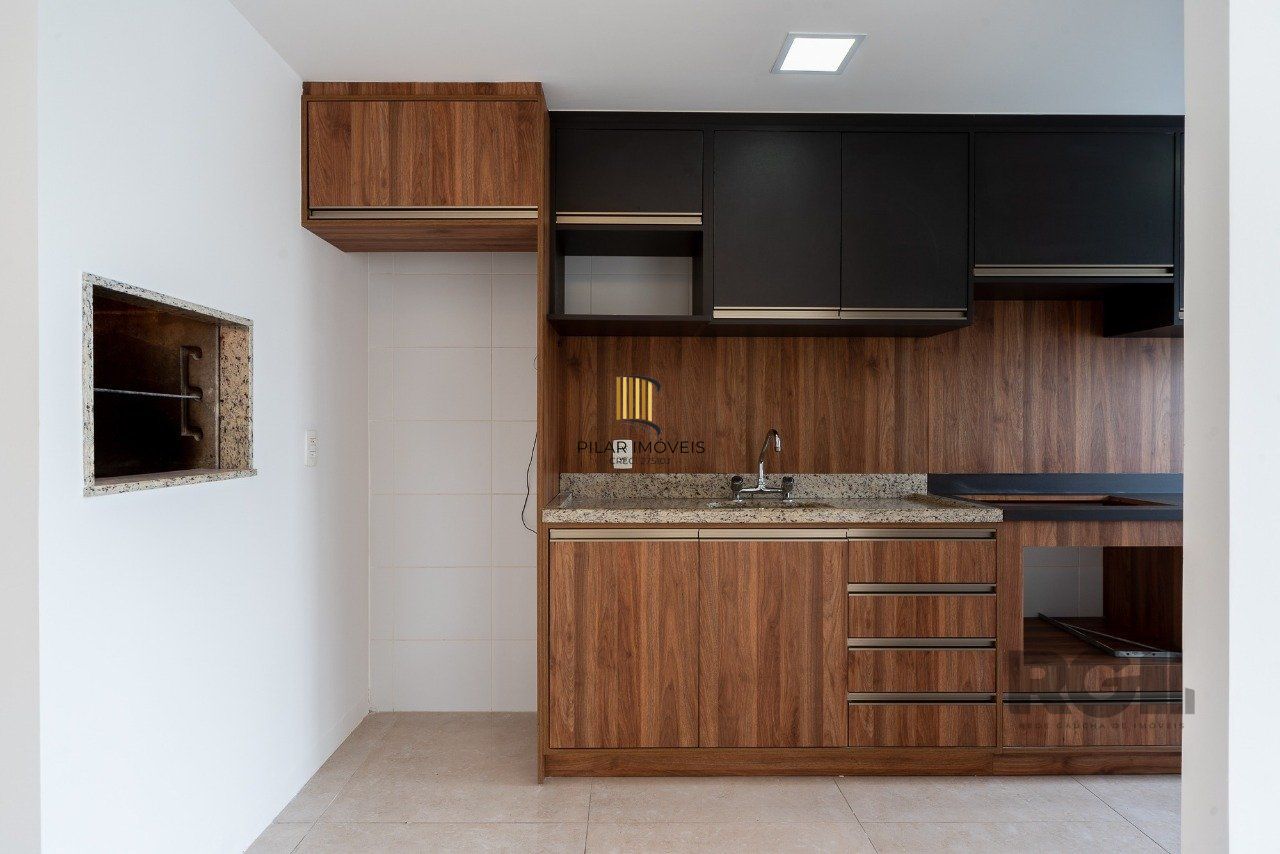 Apartamento 2 dormitórios no bairro Santa Cecília