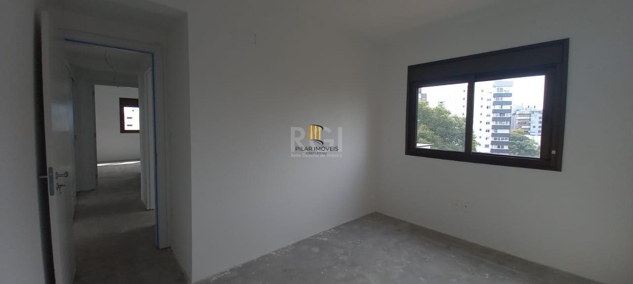 Apartamento para Venda - 119.23m², 3 dormitórios, sendo 1 suites, 1 vaga - Petrópolis