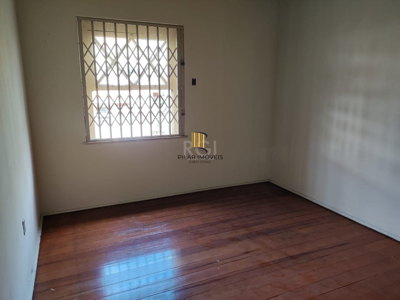 Casa para Venda - 140m², 3 dormitórios, Floresta