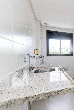 Apartamento 2 dormitórios no bairro Passo da Areia