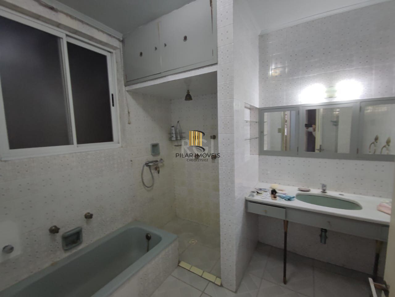 Apartamento para Venda - 136.2m², 3 dormitórios, 1 vaga - Centro Histórico