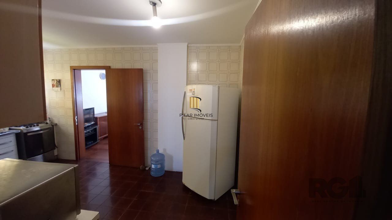 Apartamento 3 dormitórios no bairro Menino Deus