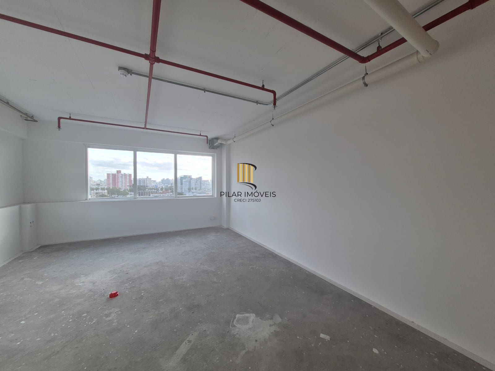 Sala Comercial 1 dormitório no bairro Santana