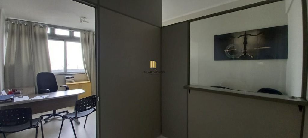 Vende sala em andar alto - Centro Histórico - Porto Alegre/RS