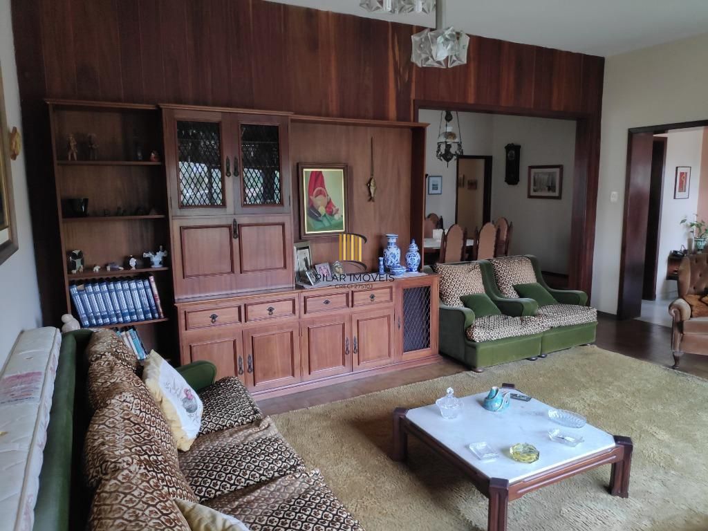 Casa para Venda - 460m², 3 dormitórios, 3 vagas - Três Figueiras