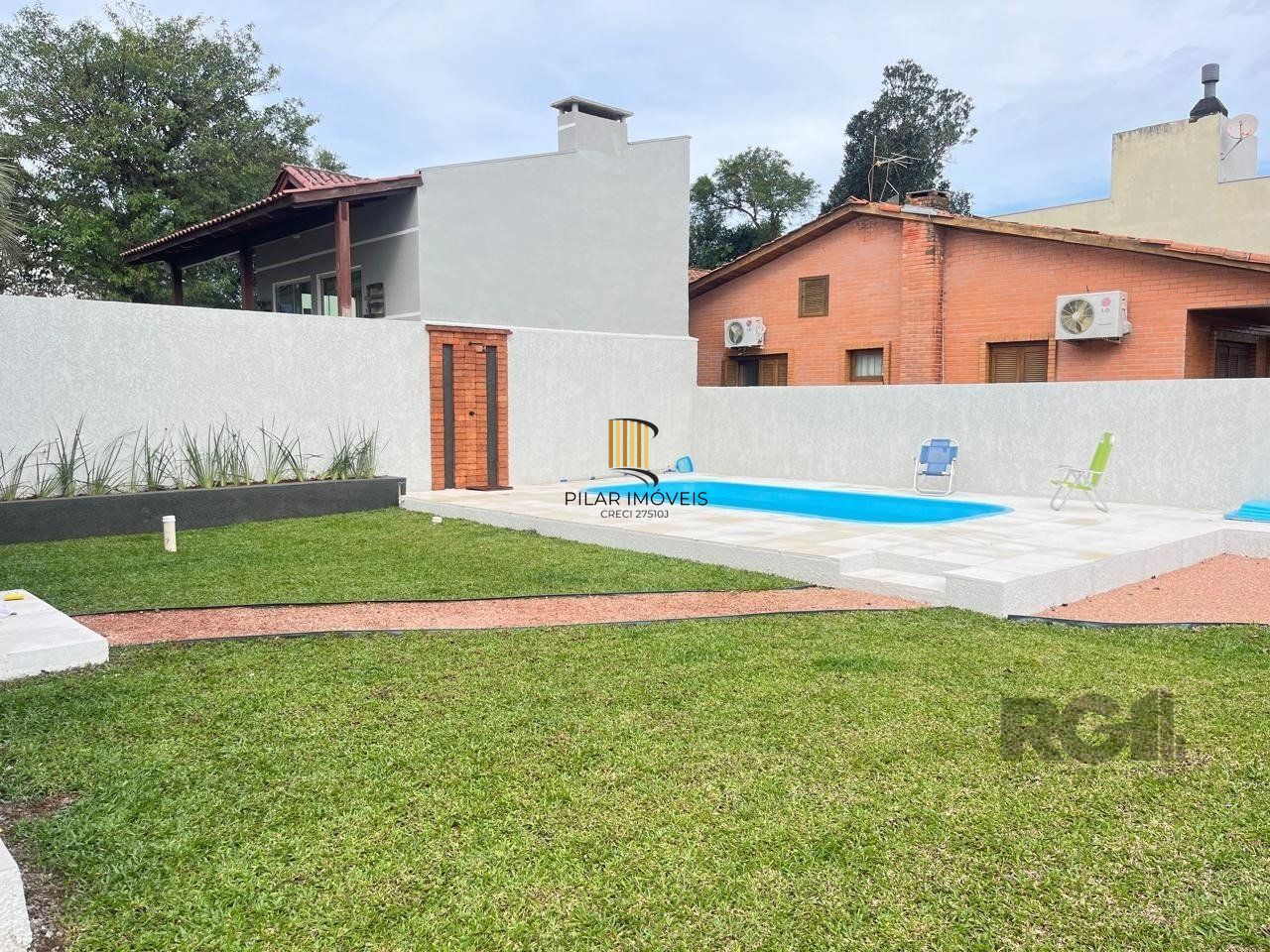 Sobrado 3 dormitórios no bairro São Lucas