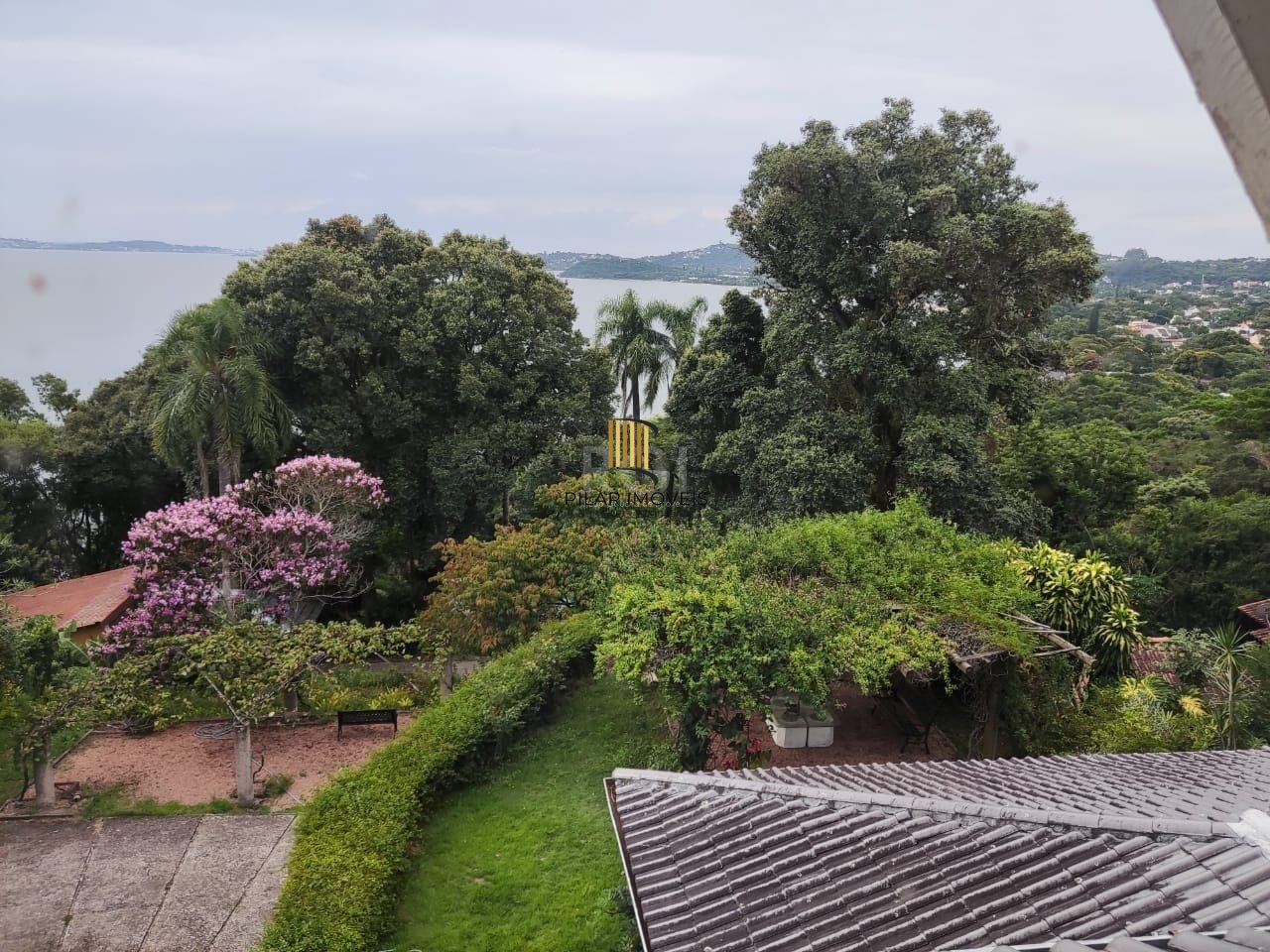 Casa para Venda - 1000m², 4 dormitórios, sendo 2 suites, Espirito Santo