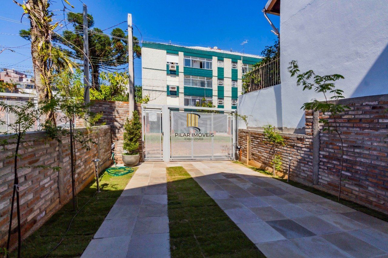 Casa 3 dormitórios no bairro Jardim São Pedro