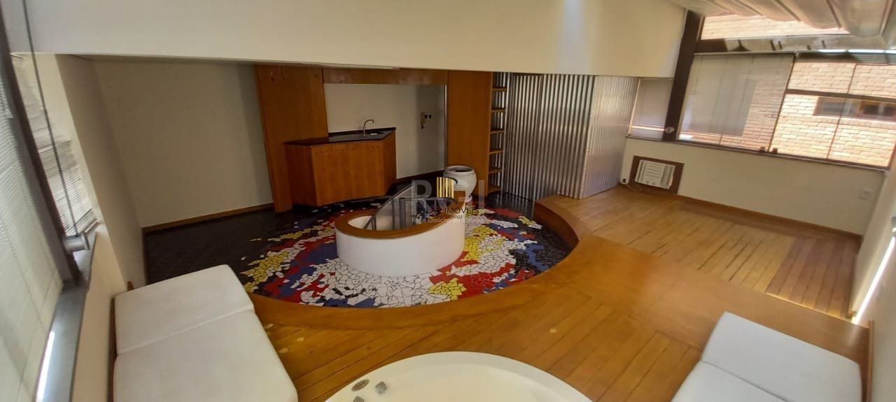 Cobertura para Venda - 94m², 1 dormitório, sendo 1 suites, 1 vaga - São João