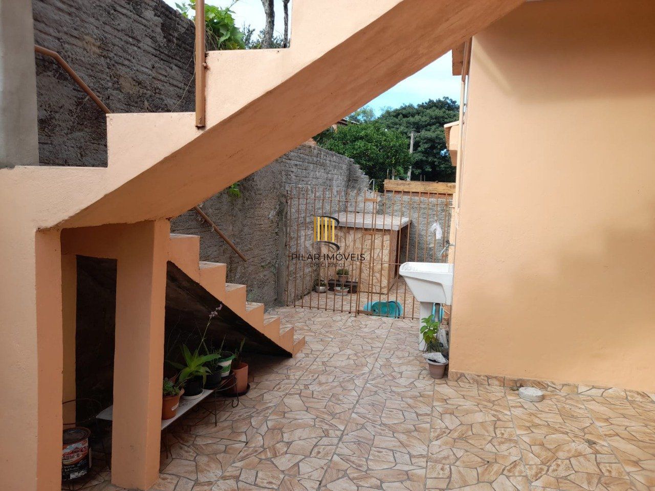 Casa 3 dormitórios no bairro Cascata