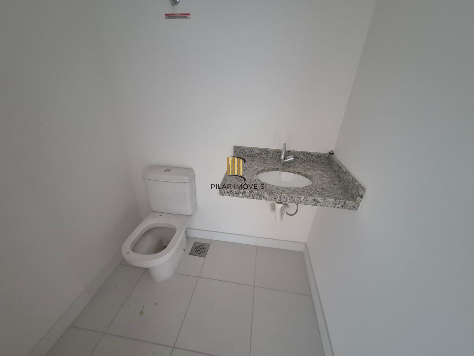 Sala Comercial 1 dormitório no bairro Santana