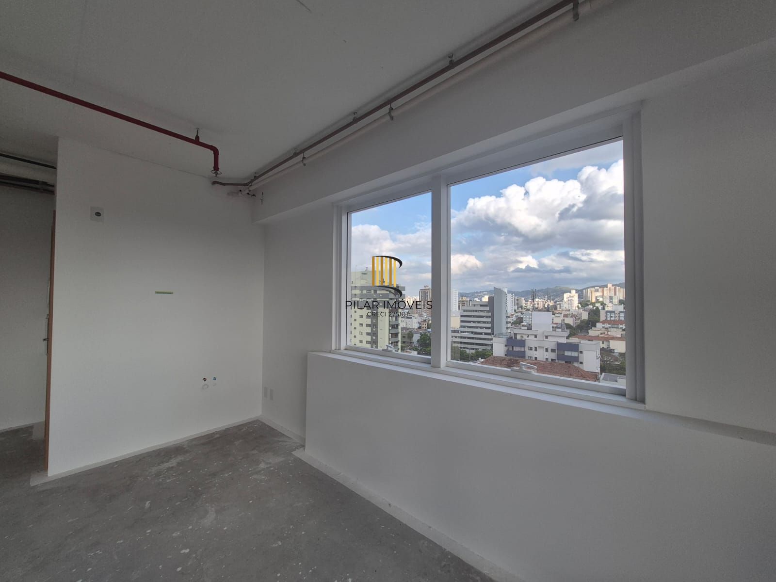Sala Comercial 1 dormitório no bairro Santana