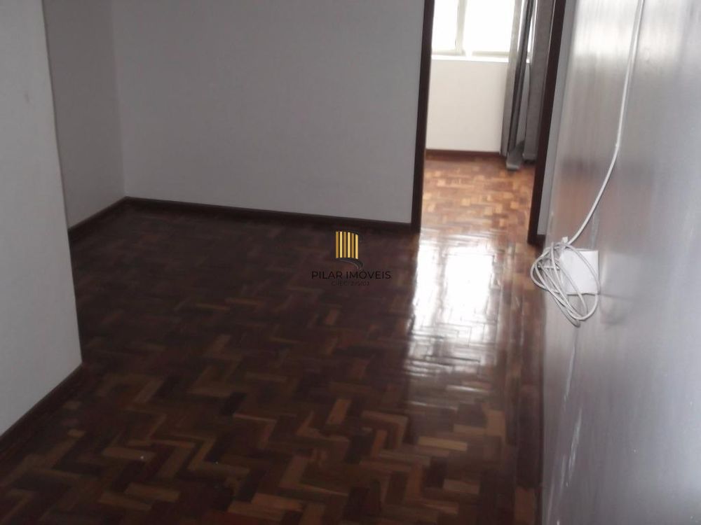 Vende sala no Centro Histórico com vista para o Guaíba