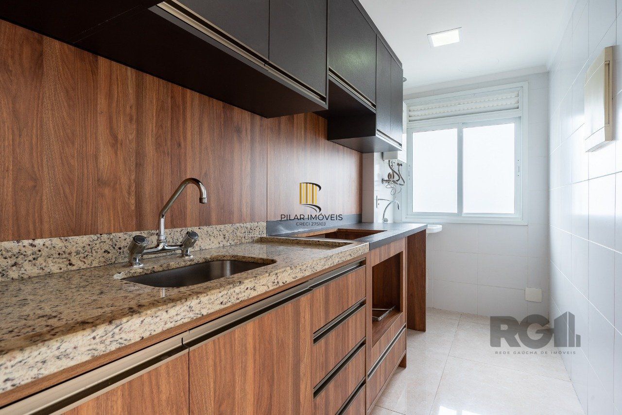 Apartamento 2 dormitórios no bairro Santa Cecília