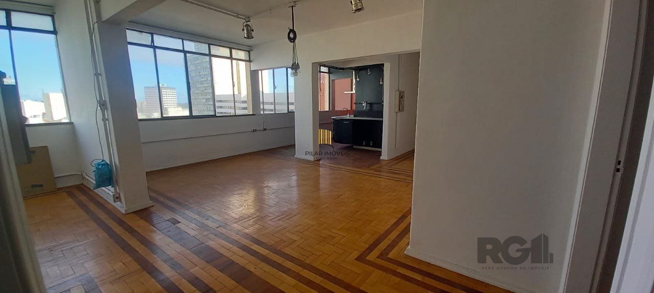 Apartamento 2 dormitórios no bairro Centro Histórico