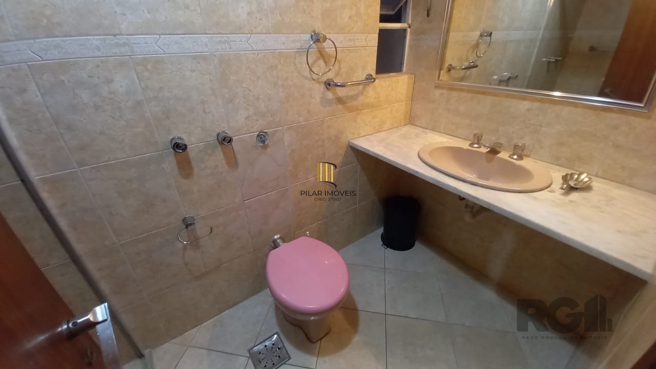 Apartamento 3 dormitórios no bairro Menino Deus