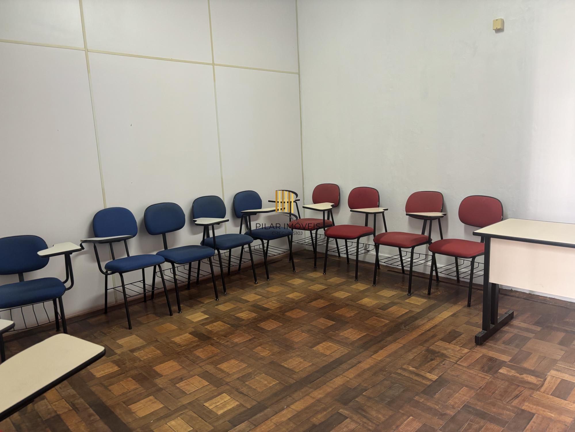 apartamento transformado em sala por 55mil com 52,30m²