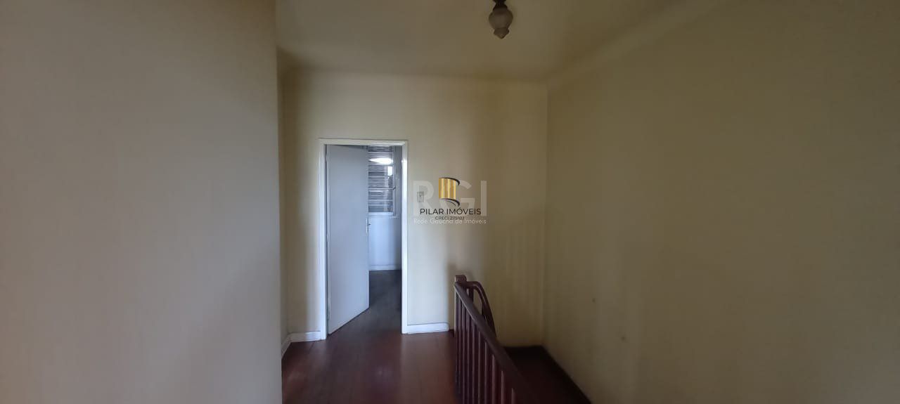 Predio para Venda - 300m², 0 dormitórios, Floresta