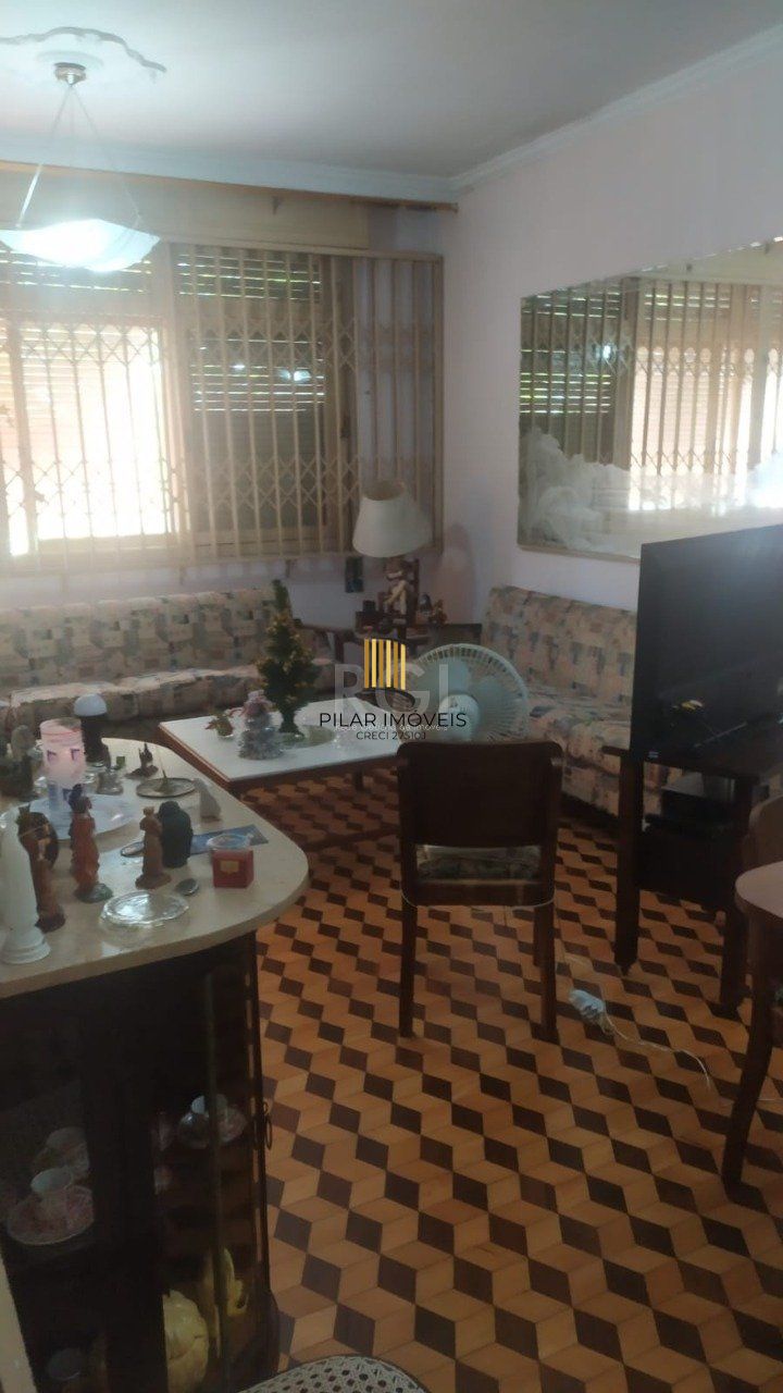 Casa 3 dormitórios no bairro São João