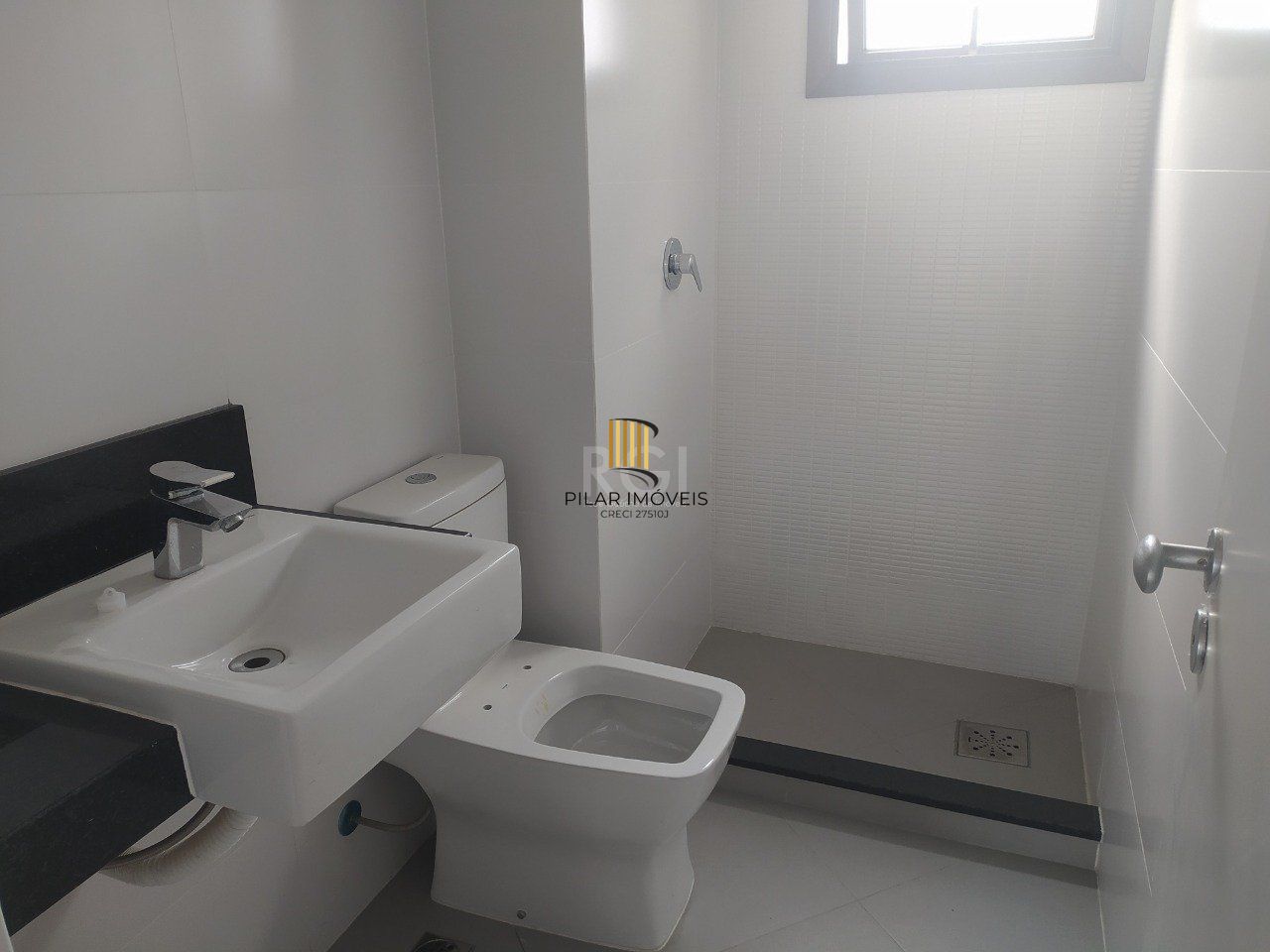 Apartamento para Venda - 119.65m², 3 dormitórios, sendo 1 suites, 2 vagas - Petrópolis