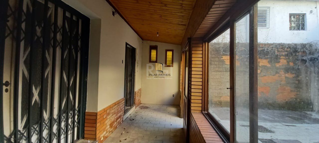 Casa para Venda - 140m², 3 dormitórios, Floresta