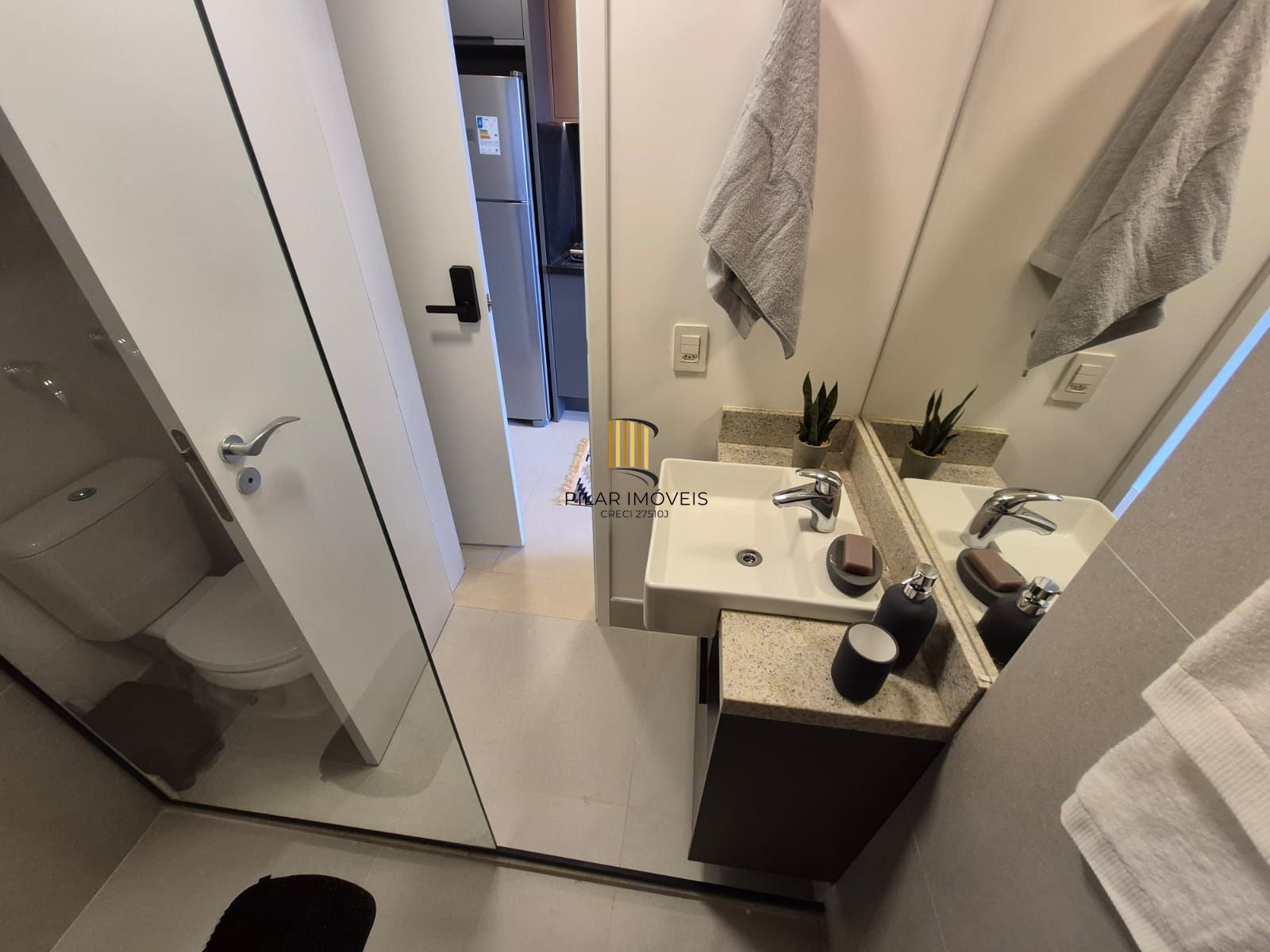 Studio Finamente mobiliado