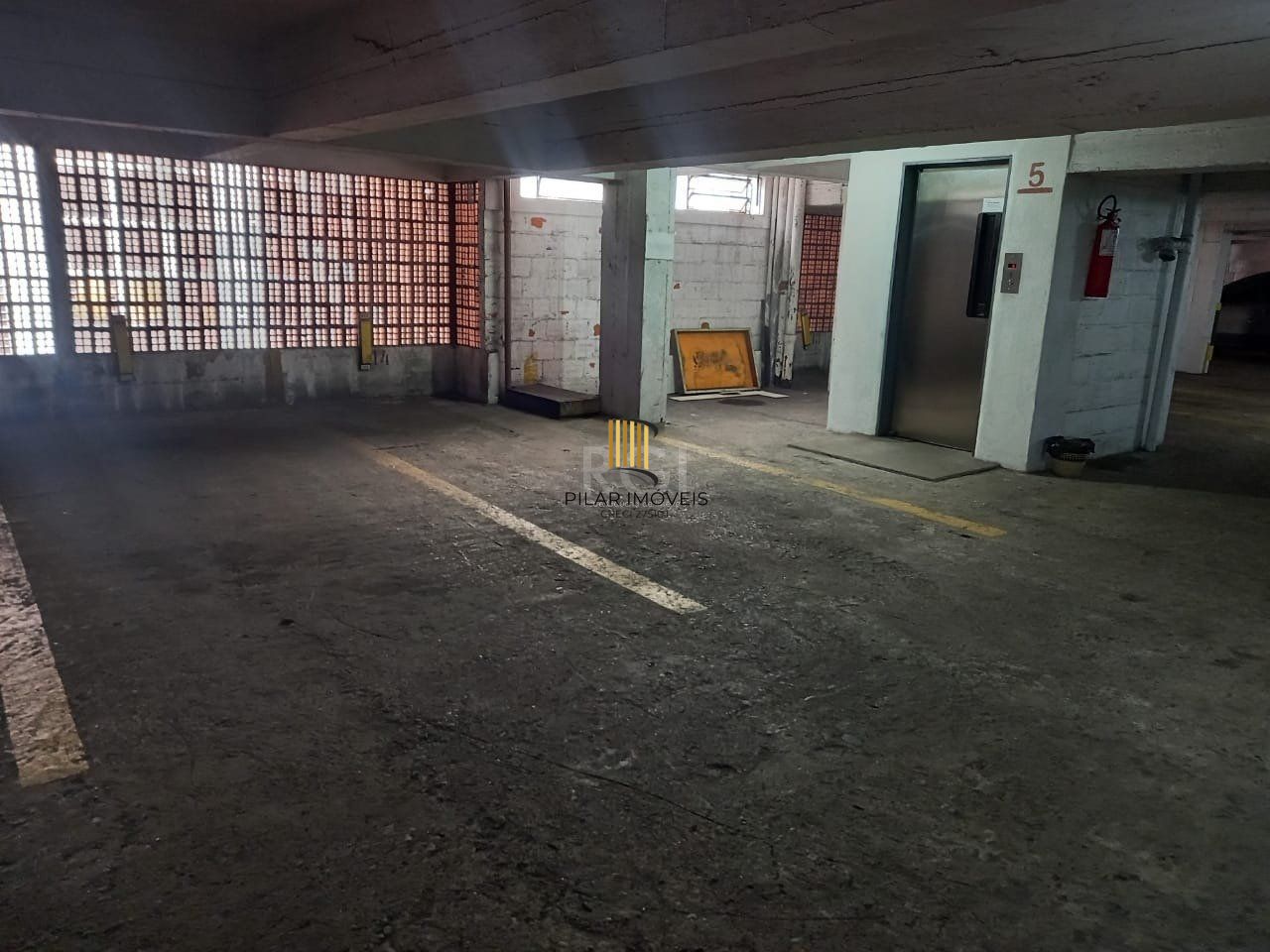 Box para Venda - 13m², 0 dormitórios, Centro Histórico