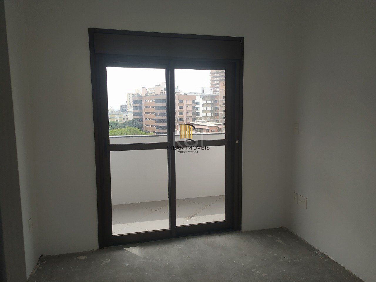 Apartamento para Venda - 119.65m², 3 dormitórios, sendo 1 suites, 2 vagas - Petrópolis